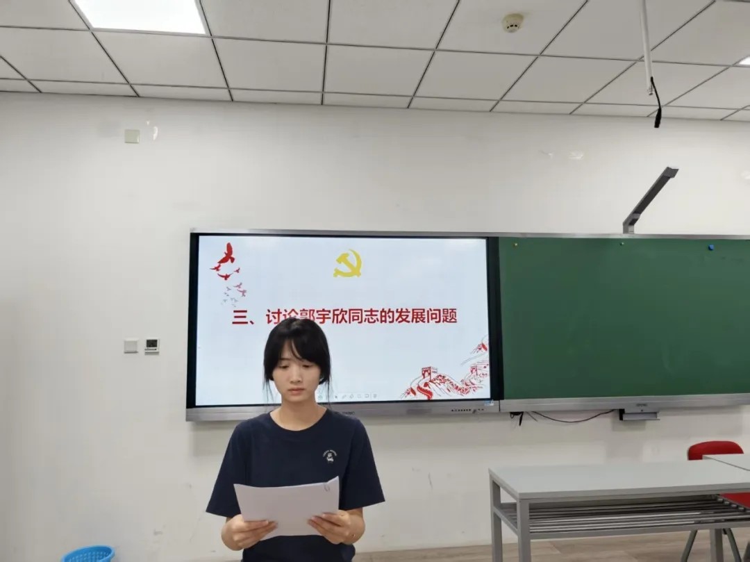 F.jpg